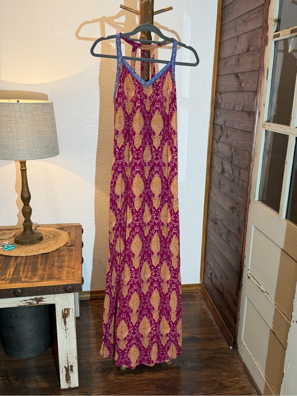 Xhilaration Fuchsia and Gold Printed Maxi Dress